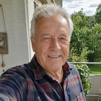 Gerhard W.